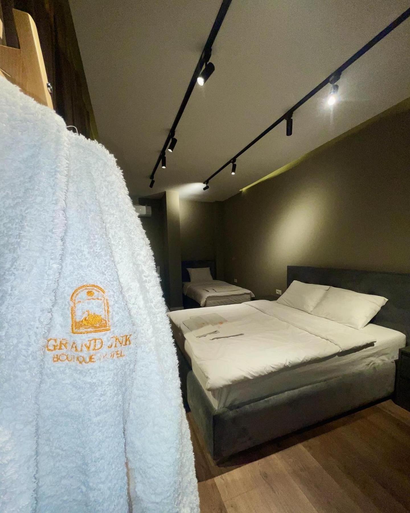 Grand Jnk Boutique Hotel Kukes Exterior photo