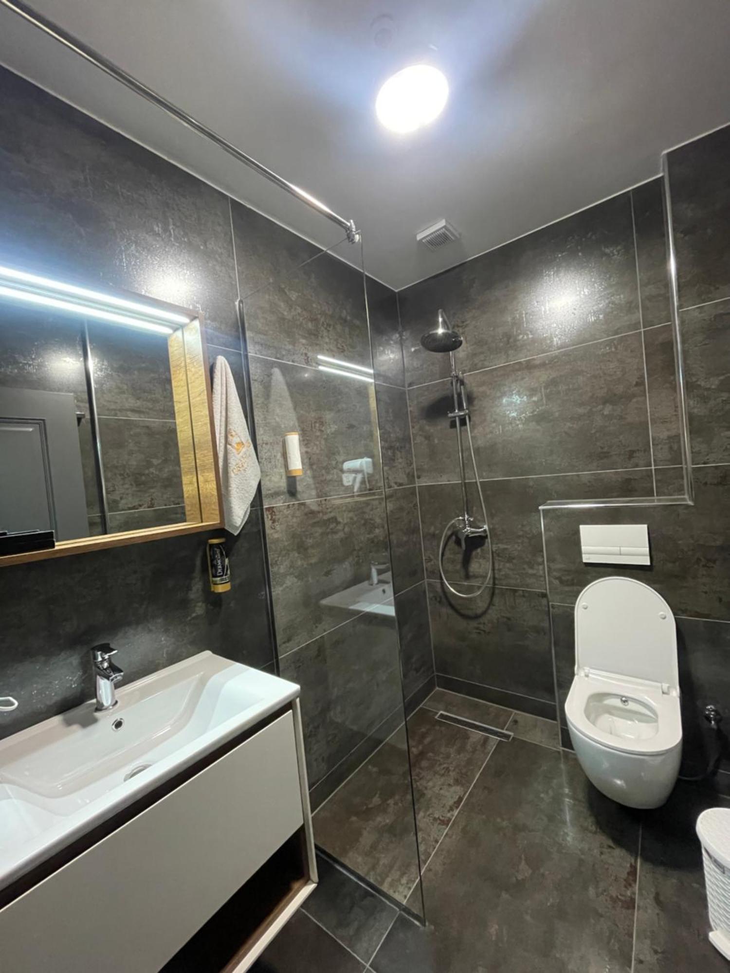 Grand Jnk Boutique Hotel Kukes Exterior photo
